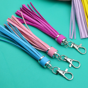 Porte-clés en cuir PU de 15 cm, nouveau style, avec pompon et fermoir mousqueton, accessoire de sac - Product Image 4