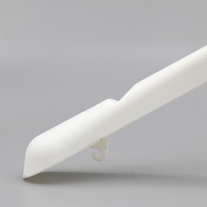 Cintre multifonctionnel en plastique blanc antidérapant avec logo personnalisé, <span class=keywords><strong>crochet</strong></span> métallique pour jupes et vestes pour femmes, vente en gros - Product Image 4