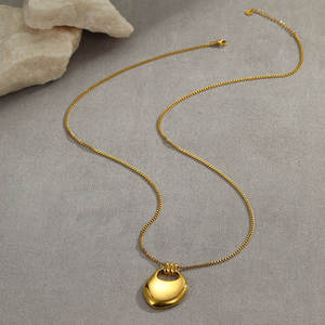 Joyería Fina al por Mayor de Estilo Coreano Moderno para Mujer, Collares con Colgante de Acero Inoxidable Chapado en Oro para Fiestas - Product Image 3
