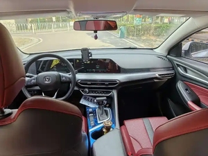 Changan Eado PLUS Blue Whale NE 1.4T GDI <span class=keywords><strong>2021</strong></span>, Sedán Usado Premium Automático, Turbo de Cuero, Eficiente en Consumo de Combustible, para Asia y África - Product Image 5