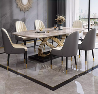 Ensemble de table à manger moderne en acier doré avec plateau en acier, 8 chaises, 6 places, design stable, pieds dorés rose, meubles pour la maison