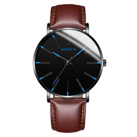 Mode vente chaude Senior Business Simple polyvalent coloré pointeur bracelet en métal montre à Quartz pour hommes en gros