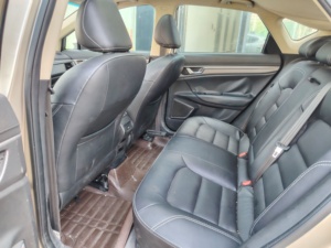 Voiture à essence Geely <span class=keywords><strong>Auto</strong></span> Emgrand <span class=keywords><strong>GS</strong></span> 2016 Édition élégante 1.3T Automatique Premium Conduite à gauche - Product Image 6