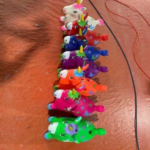 Unicornio de dibujos animados Pvc al aire libre respetuoso con el medio ambiente juguete inflable para niños con pintura musical - Product Image 4