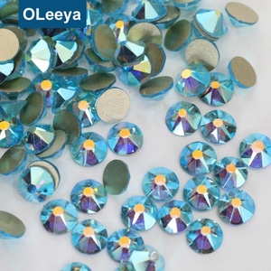 Cristales de Strass sin Fijación en Caliente, al por Mayor, 8 Grandes y 8 Pequeños, Corte Facetado, SS20, Color Lt.Siam AB, Cristal Austriaco, Fábrica de Pedrería sin Fijación en Caliente - Product Image 3
