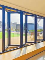 Fenêtres pliantes insonorisées en alliage d'aluminium à double vitrage, design moderne personnalisé, horizontales, isolation thermique pour