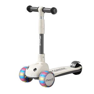 Nouveau modèle de trottinette <span class=keywords><strong>à</strong></span> 3 roues réglable en hauteur pour enfants avec siège, dotée de roues en PU lumineuses et d'une plateforme repose-pieds - Product Image 6