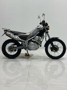 Motocicleta <span class=keywords><strong>Yamaha</strong></span> XG250 Tricker <span class=keywords><strong>250</strong></span>, Motor de 4 <span class=keywords><strong>Tiempos</strong></span> Refrigerado por Aire, Bajo Consumo de Combustible, Peso Ligero de 127 kg, Todoterreno - Product Image 4