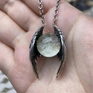 Wholesale Punk Retro Sliver Color Wings Round Smooth <b>Ice</b> Crack Crystal Pendant Necklace for Women Personality Jewelry Accessory - Product Image 2