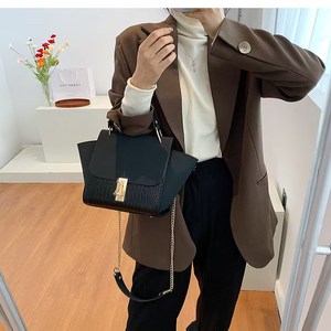 Borsa a Tracolla Vintage 2026 con Motivo Coccodrillo, Elegante Borsa da Donna in Pelle PU con Manico Superiore e Chiusura Dorata - Product Image 6