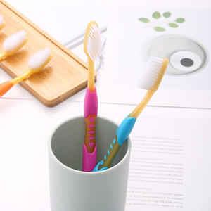 Cepillo de Dientes Haochi Liangpin 911 para Adultos, Cerdas Finas, Suave con las Encías, Elegante, de Plástico PP, Suministro de Supermercado, Venta al por Mayor de Fábrica, para Viajes - Product Image 1