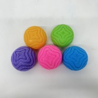 Balle anti-stress en mousse à mémoire de forme à remontée lente, douce et moelleuse, avec extérieur en peluche, pour soulager l'anxiété, entrepôt USA