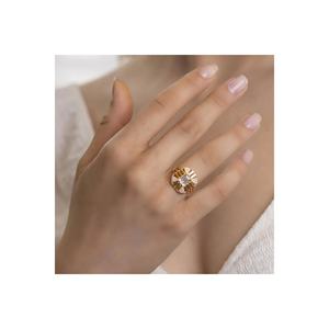 Anillo de Eternidad Baguette de Oro de 22 Quilates con Incrustaciones de Latón Brillante, Oro de 18K Certificado GRS, Gema de Cobre Ortodoxa - Product Image 4