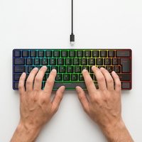 Clavier de jeu mécanique filaire RGB compact à 60 %, 61 touches, câble Type-C détachable, clavier portable pour PC portable gamer