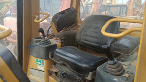 Maquinaria de alta calidad <span class=keywords><strong>CAT</strong></span> <span class=keywords><strong>D3G</strong></span> Running Well Crawler <span class=keywords><strong>Bulldozer</strong></span> usado Precio barato a la venta en Shanghai - Product Image 4