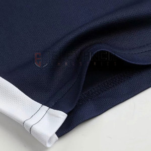 ชุดเสื้อฟุตบอลสัตว์โอเวอร์ไซส์สำหรับผู้ใหญ่ชุดเสื้อสีเขียวย้อนยุคมีลายพิมพ์โลโก้ออกแบบได้ตามต้องการ - Product Image 5