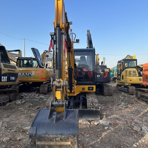 Excavatrice hydraulique XCMG XE60DA d'occasion, faible nombre d'heures de fonctionnement, petit équipement de chantier à vendre - Product Image 3