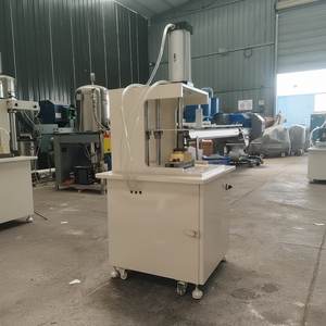 Beaux travaux de fabrication de savon fait main - Product Image 2