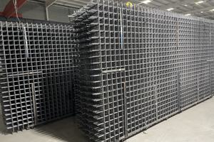 स्ल72 10 मिमी 12 मिमी कंक्रीट सुदृढीकरण मशीन वेल्डिंग धातु बाड़ पैनल वेल्डिंग स्टील जाल बिक्री के लिए - Product Image 2