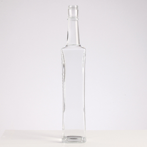 Chai Thủy Tinh <span class=keywords><strong>Vodka</strong></span> Trang Trí Lá Vàng Bespoke 750 Ml Chai Rượu Thủy Tinh Vuông Cao Mỏng Dung Tích Nhỏ 250Ml Cho Rượu Mạnh - Product Image 3