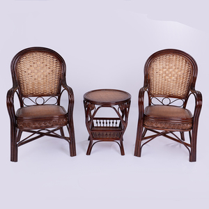 Elegante y resistente silla <span class=keywords><strong>de</strong></span> jardín <span class=keywords><strong>de</strong></span> ratán con reposabrazos <span class=keywords><strong>de</strong></span> caña <span class=keywords><strong>de</strong></span> madera maciza para hoteles al aire libre bodas <span class=keywords><strong>apartamentos</strong></span> patios o villas - Product Image 6