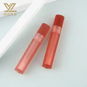 Wholesale Red Round Lip Gloss Tube Lip Gloss Container Makeup lip gloss tubes and box custom label