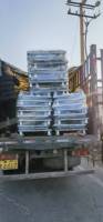 Cage pliable durable de palette en métal de conteneur de grillage en acier galvanisé résistant caractéristique empilable durable pour l'entrepôt