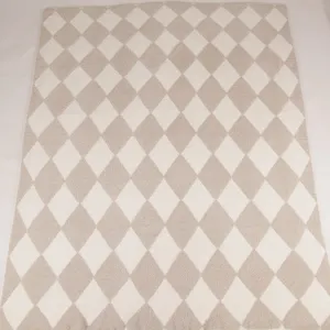 Wholesale manufacturer soft cozy Diamond polyester decorating blanket throw for adult house