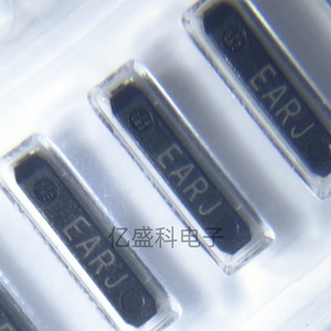 Oscilador de Cristal Pasivo Q13MC1462000200 32.768kHz 12.5pF SMD3225 Montaje en Superficie - Product Image 1