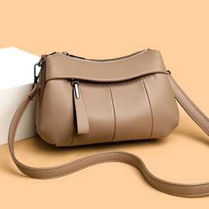 Borsa da donna in morbida pelle borsa a tracolla di alta qualità da donna nuova piccola borsa da donna di mezza età - Product Image 4