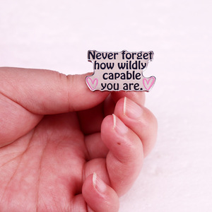 อย่าลืมว่าคุณเป็นเข็มกลัดตราคำพูดที่มีชื่อเสียงเป็นของขวัญเข็มกลัดโลโก้เข็มกลัดเคลือบแข็งแบบนุ่ม - Product Image 3