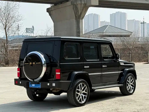 Véhicule d'occasion Beijing Baic BJ80 2018-2022 Automatique 2.3T 3.0T Essence 4x4 SUV Tout-Terrain Robuste 5 Places Conduite à Gauche <span class=keywords><strong>Prix</strong></span> de Gros - Product Image 3