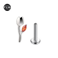 Bijoux de piercing en titane ASTM F136, boucles d'oreilles à dos plat à filetage interne, labret pour lèvre motif rose, bijoux de corps de luxe et raffinés