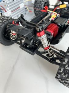 แบชเชอร์ SJY-M606รถ RC 1/12 4WD, รถบรรทุกมอนสเตอร์ออฟโรดความเร็วสูง60กม./ชม. โช้คอัพแรงดันน้ำมันโลหะไฮเปอร์โก - Product Image 5