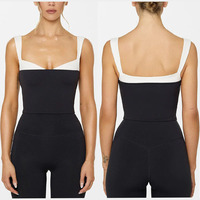 Ensemble de yoga personnalisé : Haut court à col carré color-block et short léger, extensible, doux, pour la danse et le fitness