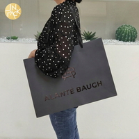 Sacs cadeaux en papier personnalisés de luxe noirs, sacs de shopping réutilisables, emballages cadeaux en papier haut de gamme avec logo