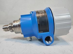Diferencial Electrónico Endress + Hauser Deltabar E+H PMD50 IP65 de Aluminio, Disponible en Stock - Product Image 2