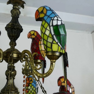 Lámpara Colgante LED de Vitral Estilo Pastoral Tiffany, Diseño de Loros con Múltiples Cabezas, Lámparas de Araña, Lámparas Colgantes - Product Image 2
