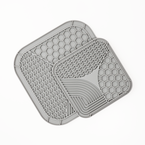 حصيرة لعق التغذية من السيليكون صديقة البيئة بشعار مخصص للكلاب والقطط وردي والأزرق والبني وسادة لعق رائحة قرص العسل منتجات الحيوانات الأليفة - Product Image 3