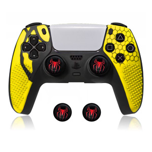 Funda Protectora <span class=keywords><strong>de</strong></span> Silicona para <span class=keywords><strong>Control</strong></span> <span class=keywords><strong>de</strong></span> <span class=keywords><strong>PS5</strong></span> con Tapas para Joysticks y Pegatinas Temáticas <span class=keywords><strong>de</strong></span> Juegos para Controles <span class=keywords><strong>de</strong></span> <span class=keywords><strong>PS5</strong></span>/<span class=keywords><strong>PS5</strong></span> Pro/<span class=keywords><strong>PS5</strong></span> Slim - Product Image 5
