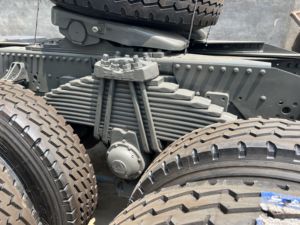 Camion tracteur d'occasion Sinotruk Euro2 Diesel 6X4 à direction à gauche HOWO 10 roues avec capacité de charge de 21-30T, 371 ch, caméra arrière 360° - Product Image 5