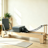 Machine de Pilates Reformer en bois BODI Fitness - Équipement de gym écologique, durable, multifonctionnel, réglable et sûr avec garantie de 2 ans