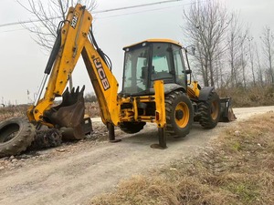 Chargeuse-pelleteuse JCB4CXeco d'<span class=keywords><strong>occasion</strong></span>, transmission intégrale, direction intégrale, godet quatre-en-un, excavatrice avec fonction de flèche télescopique - Product Image 3