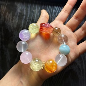 สร้อยข้อมือคริสตัลธรรมชาติทำมือ ดีไซน์ดั้งเดิม ประดับอัญมณีหลายชนิด อเมทิสต์ อะ<span class=keywords><strong>ความ</strong></span>ารีน ดอกไม้กาวแดง หรูหราเบาๆ ให้ความรู้สึกพรีเมียม - Product Image 1