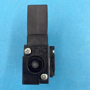 Válvula Solenoide Neumática Mac N-7557-019 24Vdc 5.4 Watts para Uso Industrial - Product Image 3