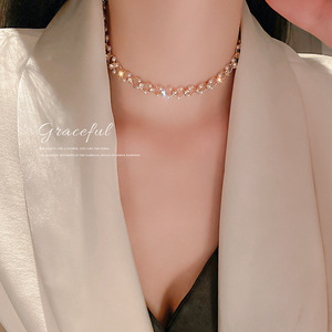 Collar <span class=keywords><strong>con</strong></span> diamantes <span class=keywords><strong>de</strong></span> imitación chapados en <span class=keywords><strong>oro</strong></span> <span class=keywords><strong>de</strong></span> 18K, Gargantilla corta <span class=keywords><strong>con</strong></span> perlas blancas brillantes, Y2K - Product Image 2