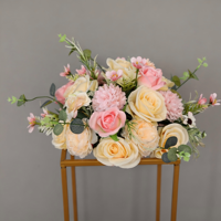 Centres de table de mariage artificiels de luxe en gros, arrangements modernes de roses pour la décoration des tables de banquets et d'événements d'hôtel