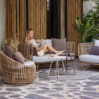Chaises longues modernes en mousse rembourrée pour jardin, terrasse extérieure, salon d'événements, chaise en rotin