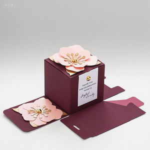 Boîte en papier personnalisée <span class=keywords><strong>pour</strong></span> fête de mariage avec petite fleur <span class=keywords><strong>pour</strong></span> chocolats gelée bonbon cadeau - Product Image 2