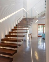 Australie flottant escalier en bois noir garde-corps en verre